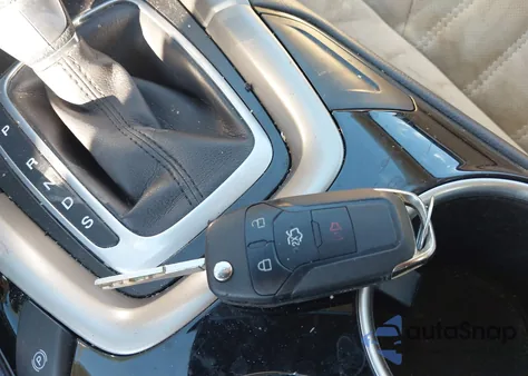 2013 Ford Fusion Se z USA, uszkodzony, nr VIN 3FA6P0H70DR195150